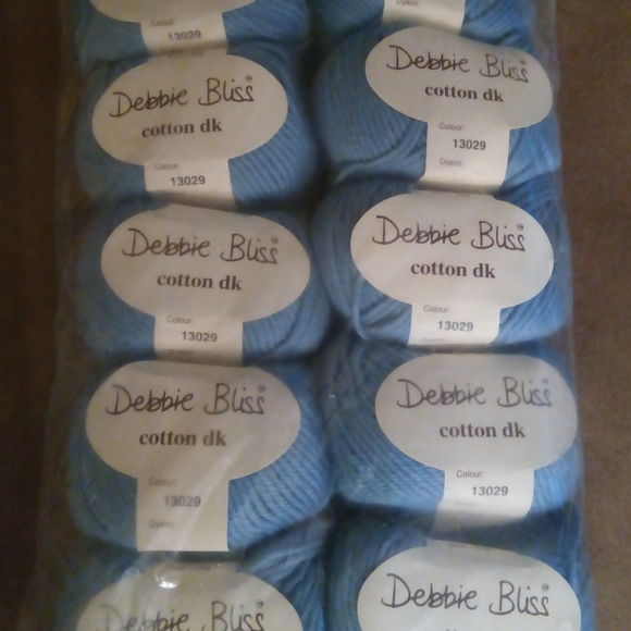 Lot of 5 Skeins of Debbie Bliss Cotton DK Yarn in Blue - Picture 3 of 10